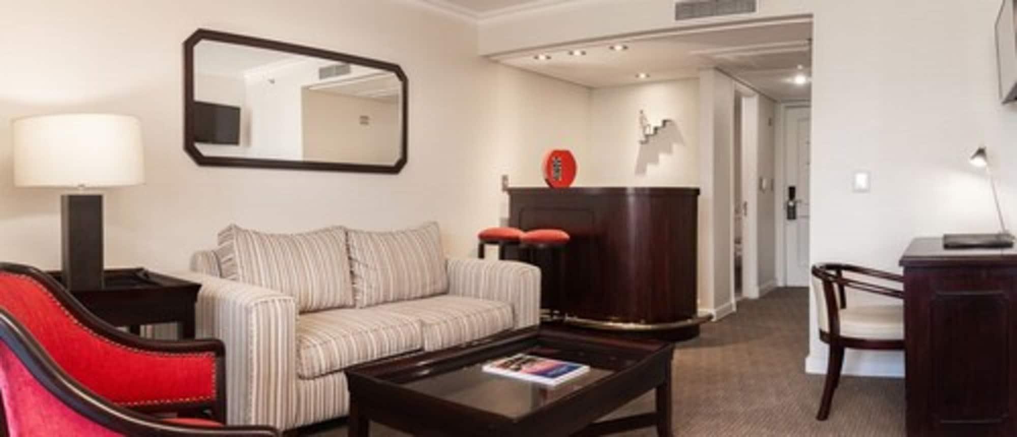 Wyndham Garden Kennedy Hotel 4*