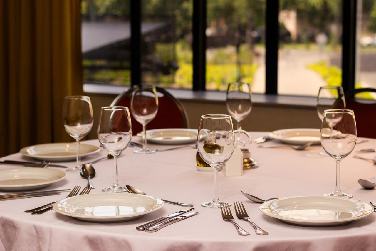 Wyndham Garden Kennedy Hotel 4*