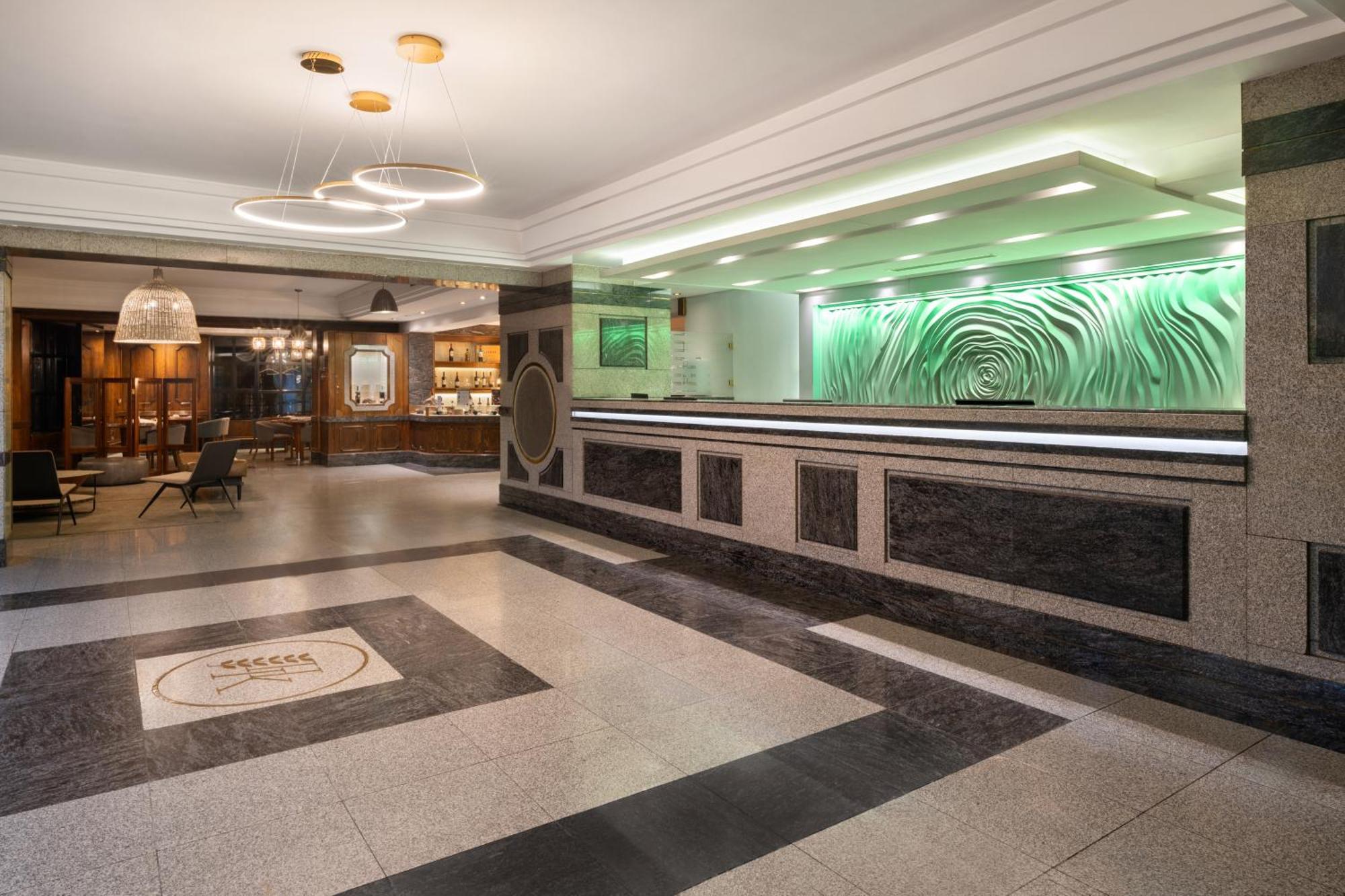Hotel Wyndham Garden Kennedy 4*