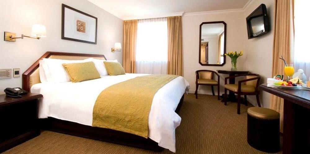 Hotel Wyndham Garden Kennedy 4*
